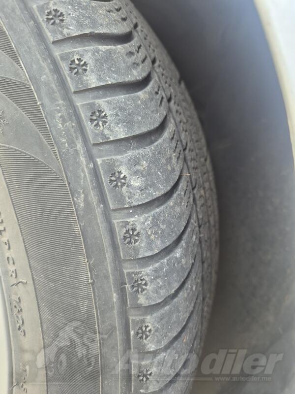 Fabričke felne i . gume