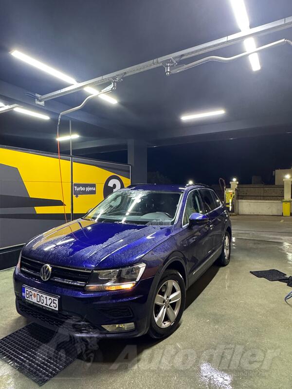 Volkswagen - Tiguan - 2.0 TDI