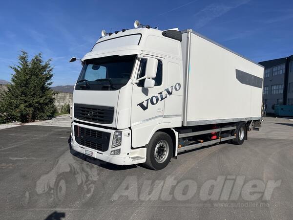 Volvo - FH460