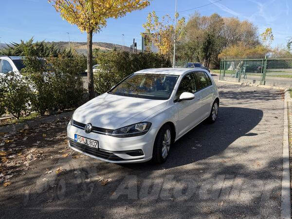 Volkswagen - Golf 7 - 1.0 tsi