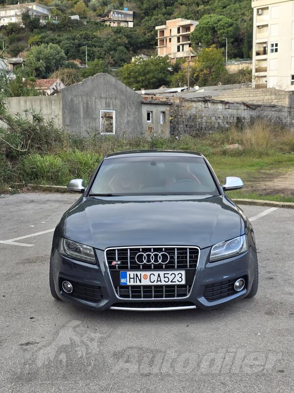 Audi - S5 - V8