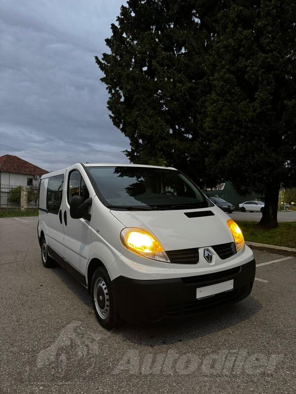 Renault - Traffic 2.0 dci 66 kw