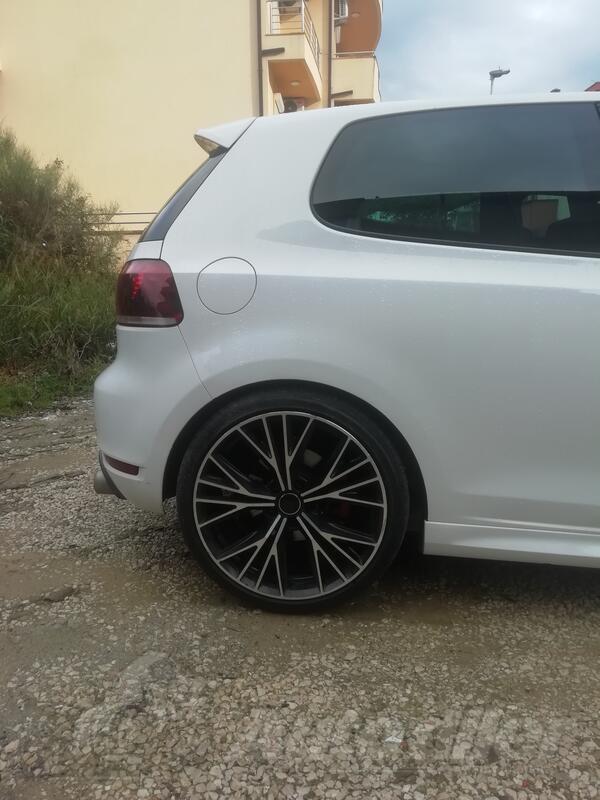 Volkswagen - Golf GTI - 2.0 TSI