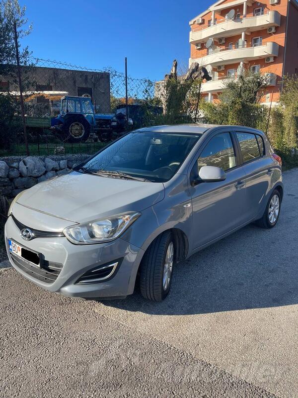 Hyundai - i20 - 1.4