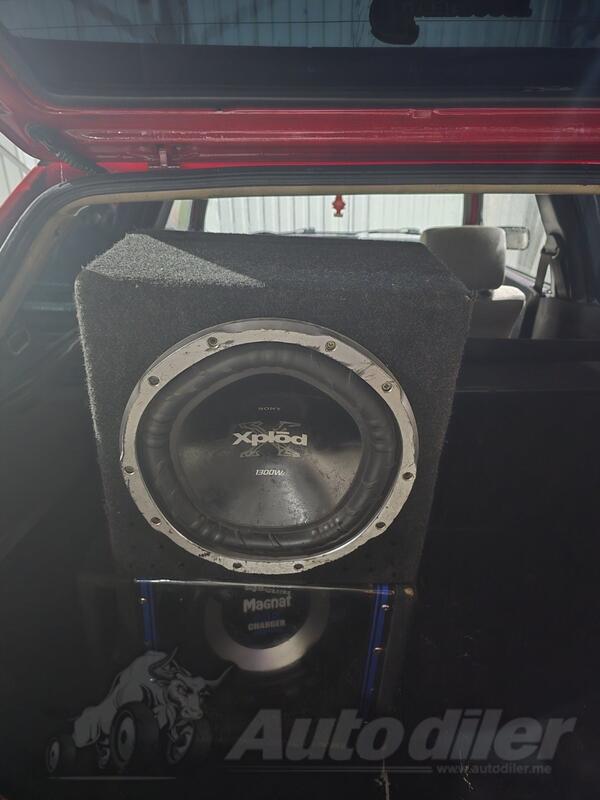 Bass / Woofer i Kutije