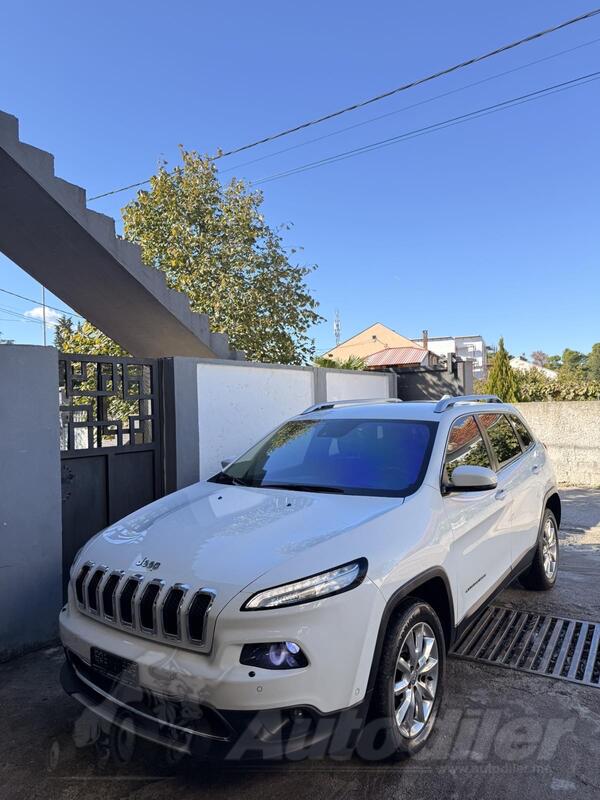 Jeep - Cherokee - dci
