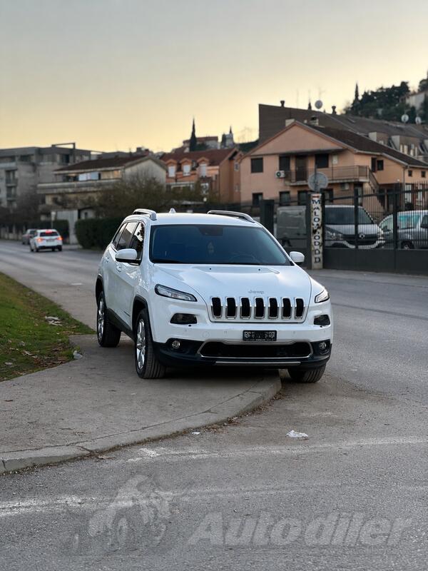 Jeep - Cherokee - dci