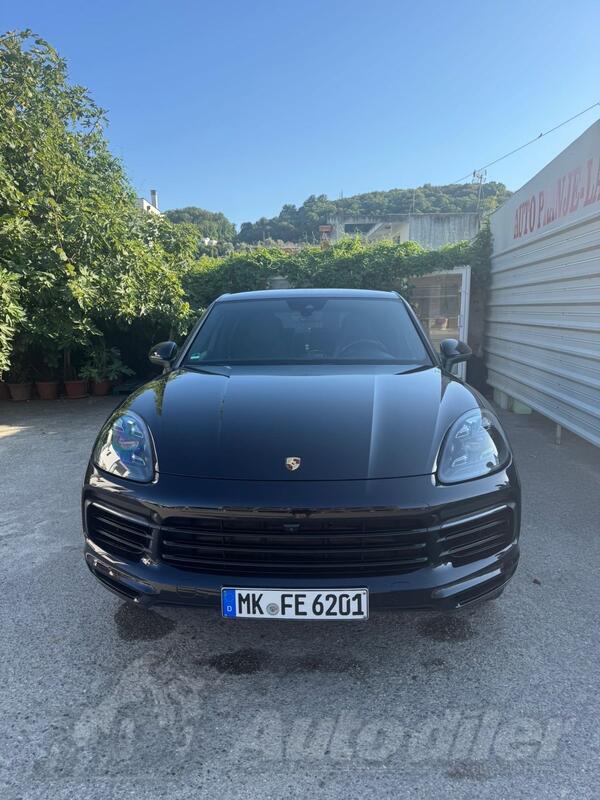 Porsche - Cayenne - S