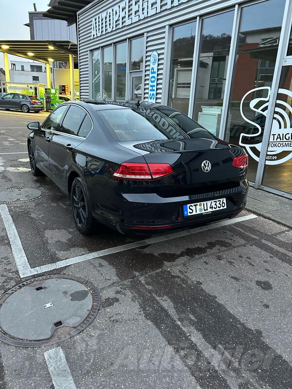 Volkswagen - Passat - 2.0