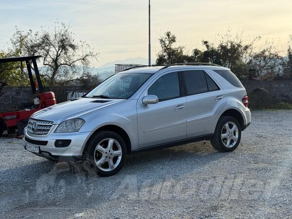 Mercedes Benz - ML 280 - ML280