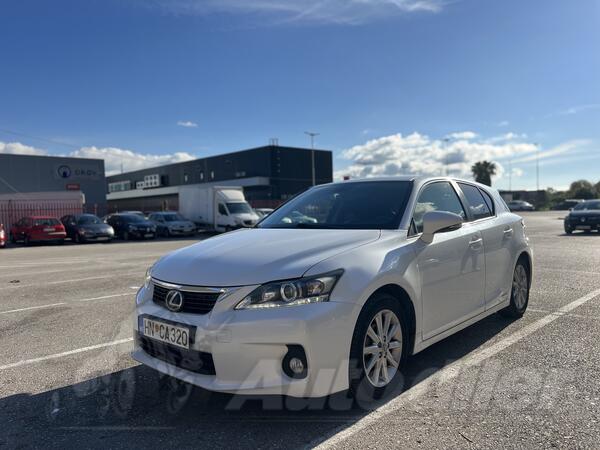 Lexus - CT 200h - 1.8 Hibrid