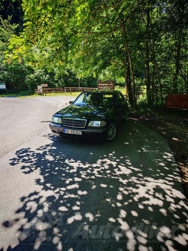 Mercedes Benz - C 180 - w202