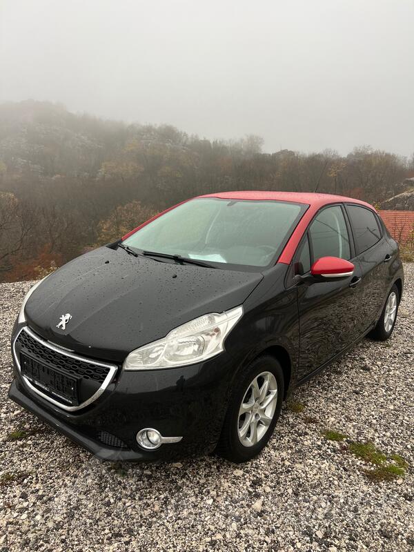 Peugeot - 208 - 1.4 HDI