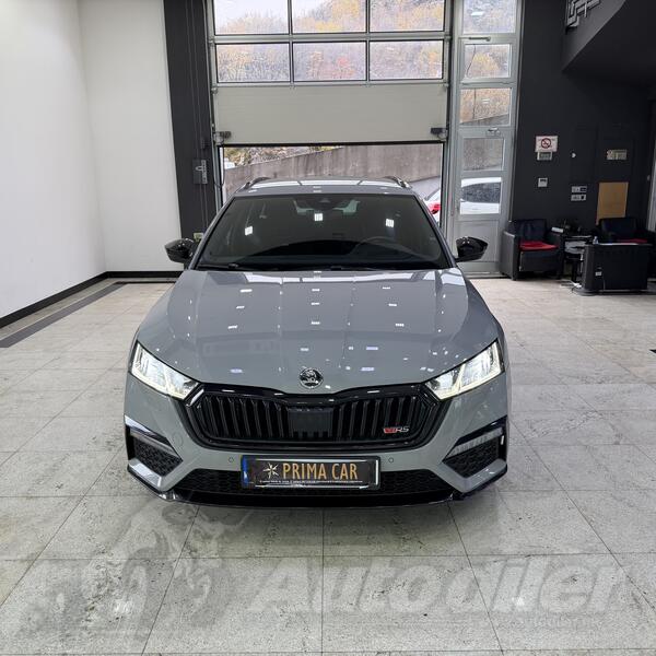 Škoda - Octavia - VRs 4X4 Black Edition