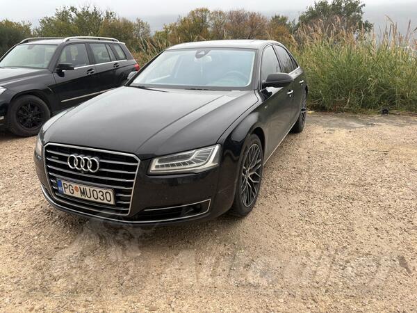 Audi - A8 - 4.2