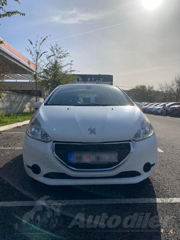 Peugeot - 208 - 1.4