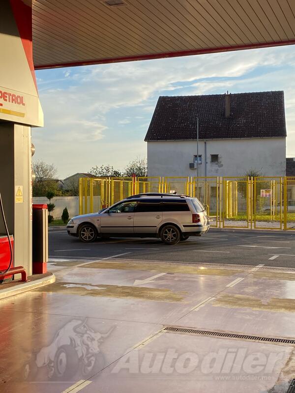 Volkswagen - Passat - 1.9