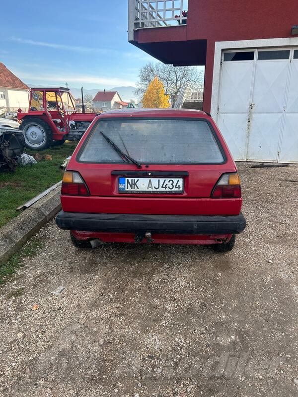 Volkswagen - Golf 2 - 16