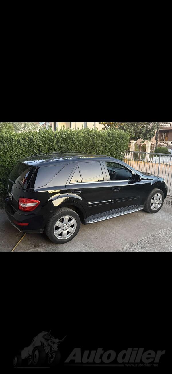 Mercedes Benz - ML 320