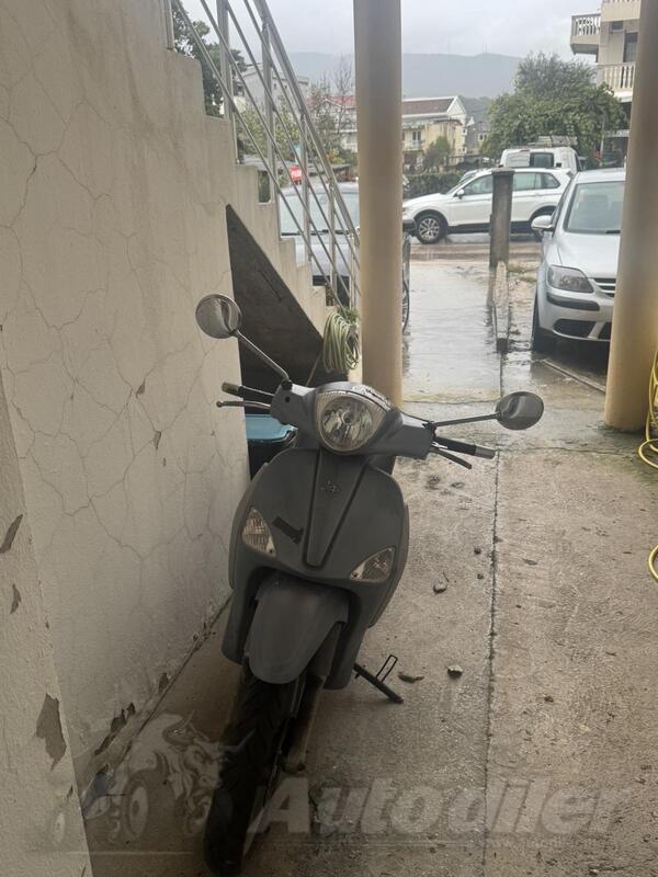 Piaggio - liberty