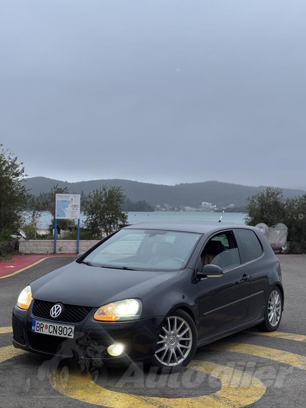 Volkswagen - Golf 5 - 2.0 TDI