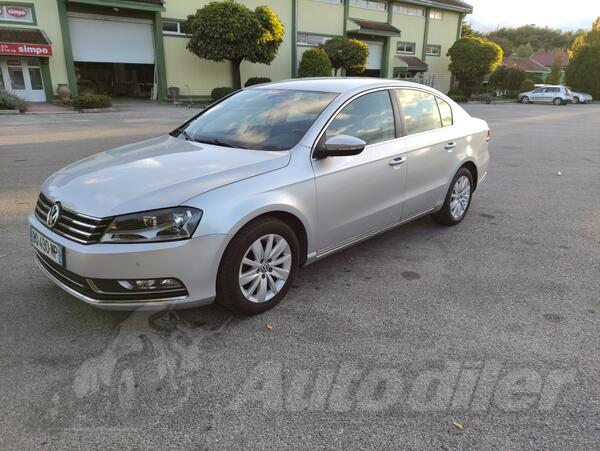 Volkswagen - Passat - 2.0 TDI