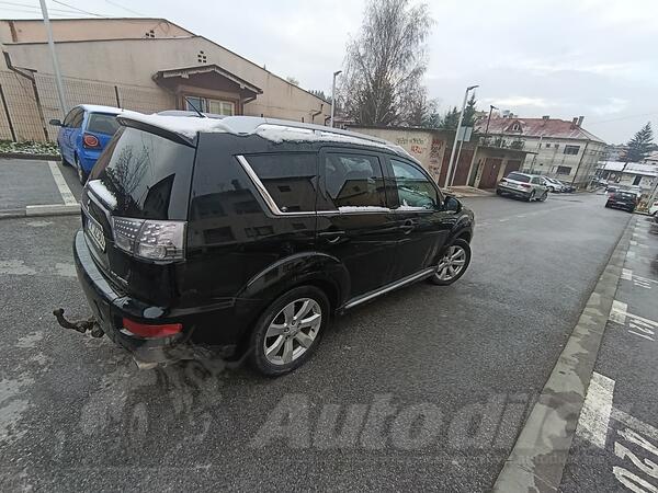 Mitsubishi - Outlander - 2.2