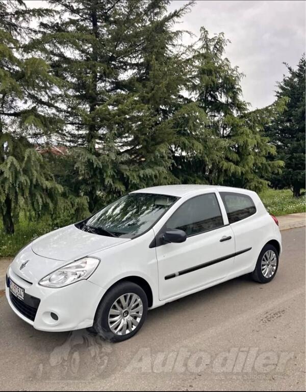 Renault - Clio - 1.5 DCI