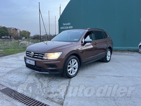 Volkswagen - Tiguan Allspace - 2.0 TDI Highline 4 MOTION