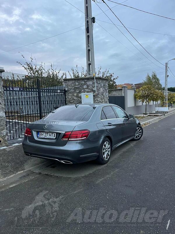 Mercedes Benz - E 220 - E 220 bluetec