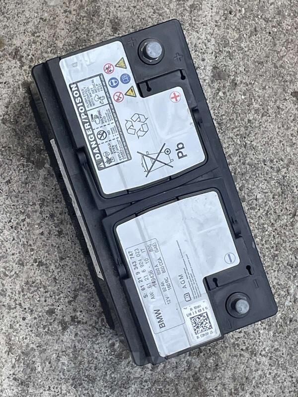 Akumulator Bosch -  12V - 70 Ah