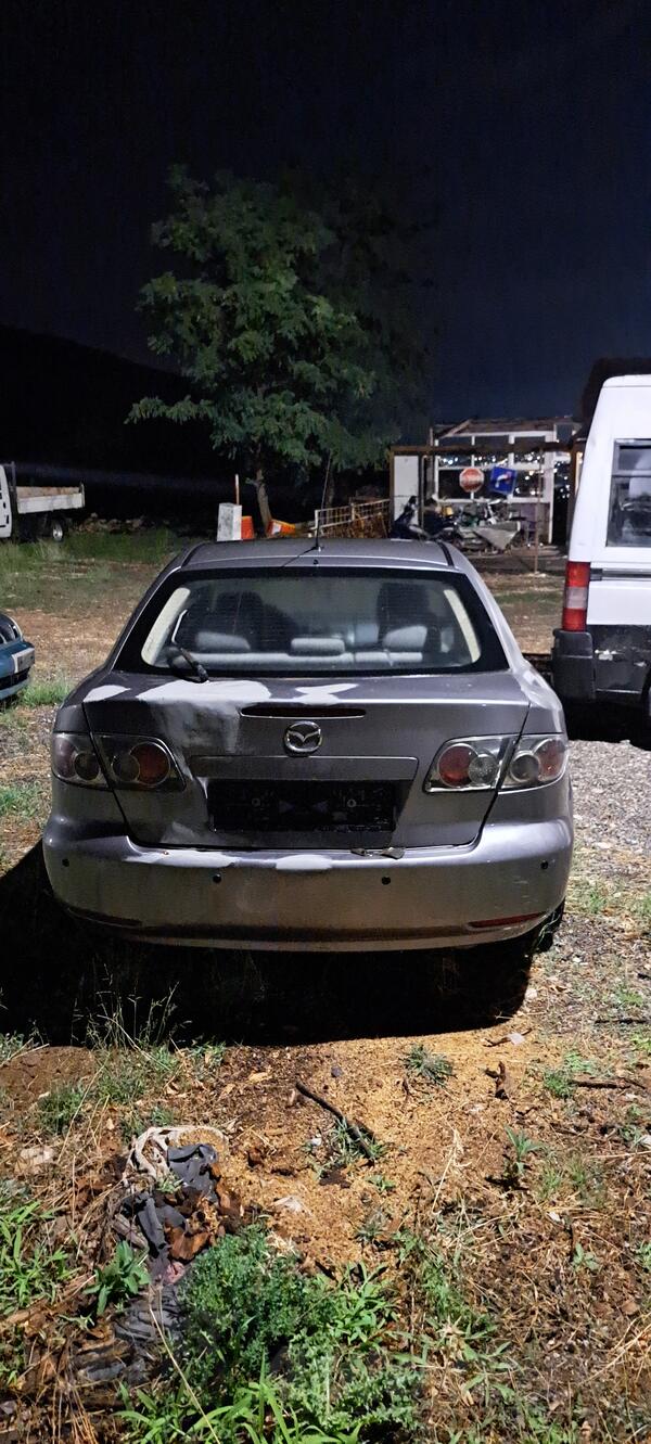 U djelovima Mazda - 6 2.0