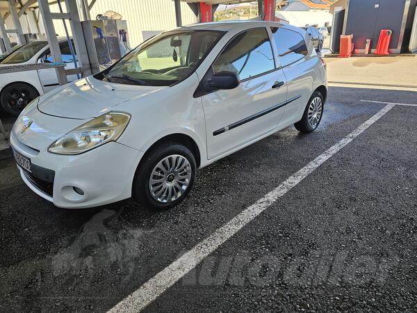 Renault - Clio - 1.5 dci