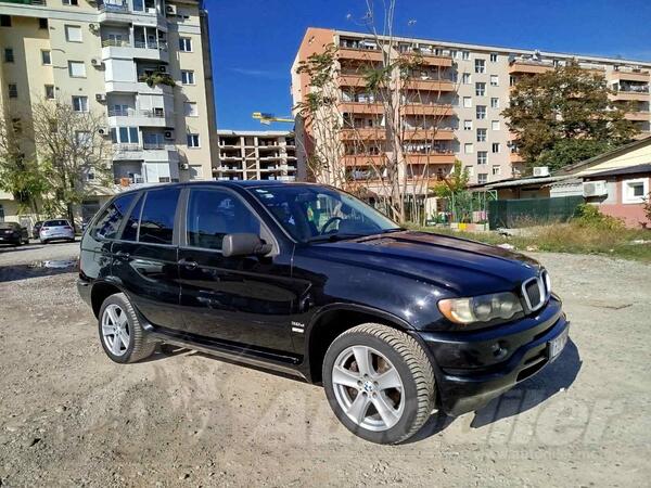 BMW - X5 - 3000