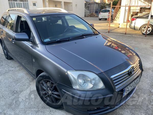 Toyota - Avensis - 2.0 D4D
