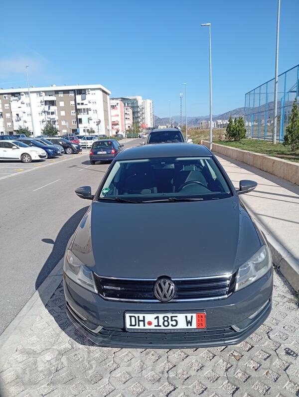 Volkswagen - Passat - 2012 1.6/77kw