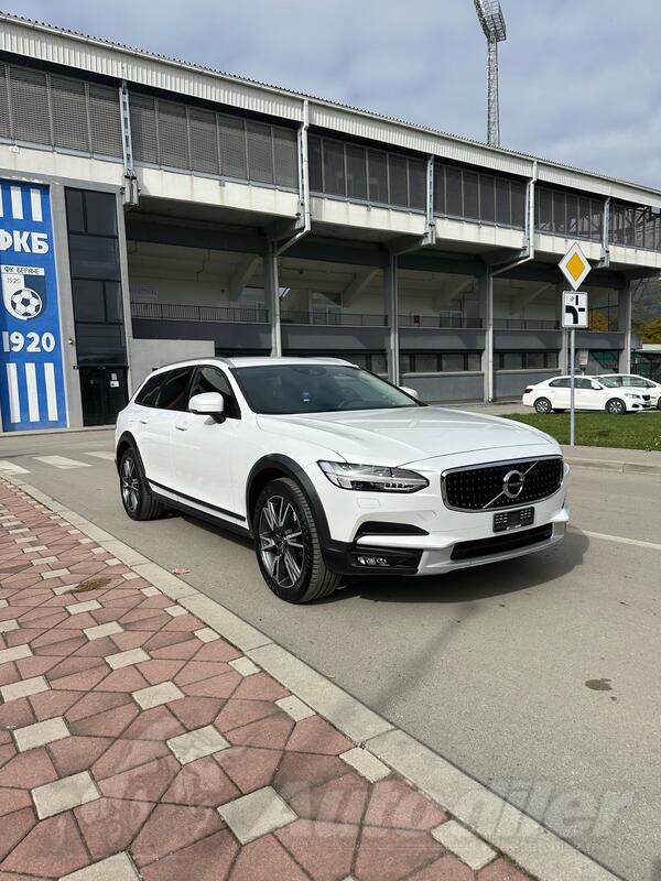 Volvo - V90 Cross Country - 2.0 D5 AWD