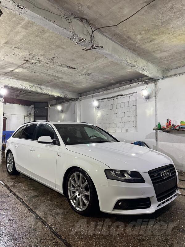 Audi - A4 - S Line