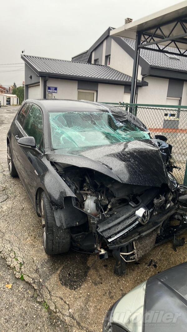 Volkswagen - Golf 7 - 2.0 TDi AUTOMATIK