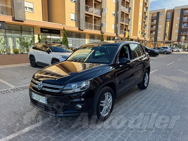 Volkswagen - Tiguan - 2.0 tdi