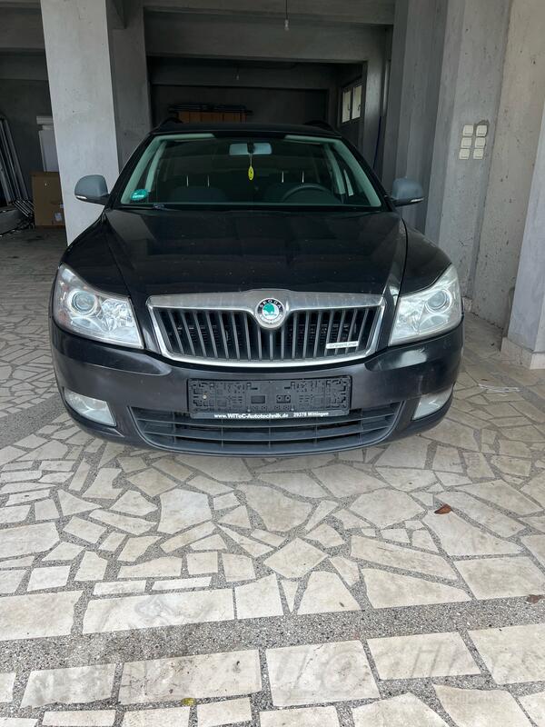 Škoda - Octavia - 1.6