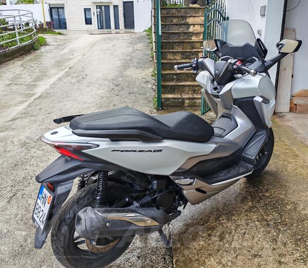 Honda - Forza Nss 300 AK