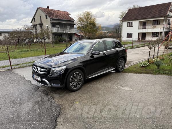 Mercedes Benz - GLC 220 - 220   4 matik