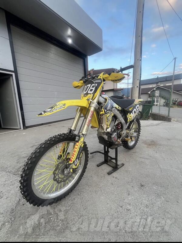 Suzuki - rmz450