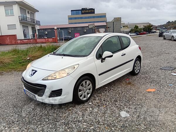 Peugeot - 207 - 1.4 hdi