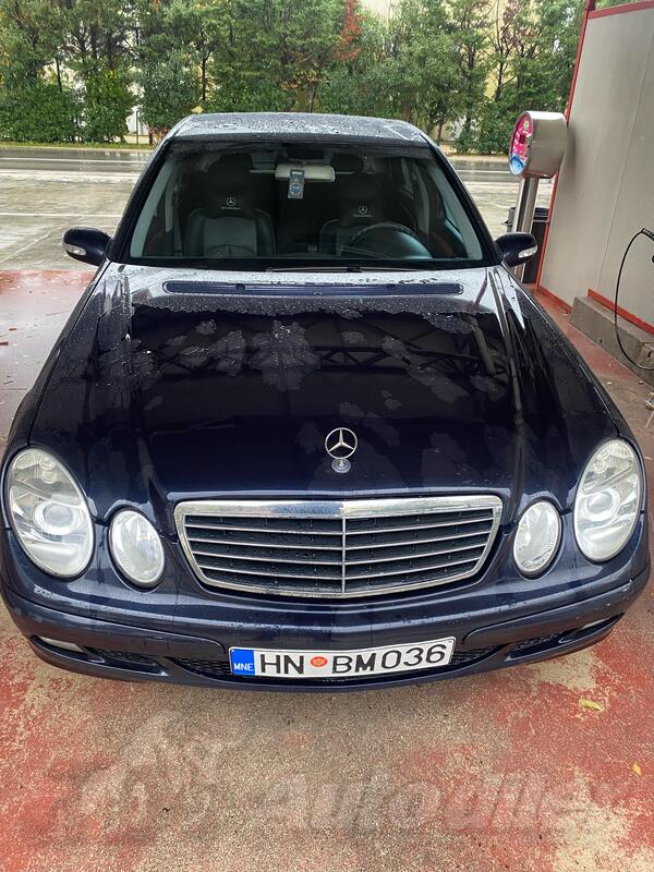 Mercedes Benz - E 220 - 2.2cdi