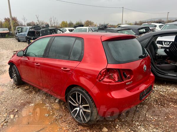 U djelovima Volkswagen - Golf 6