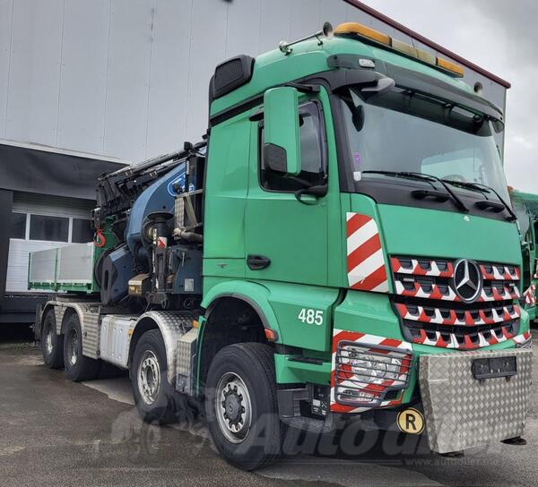 Mercedes Benz - actros 4148