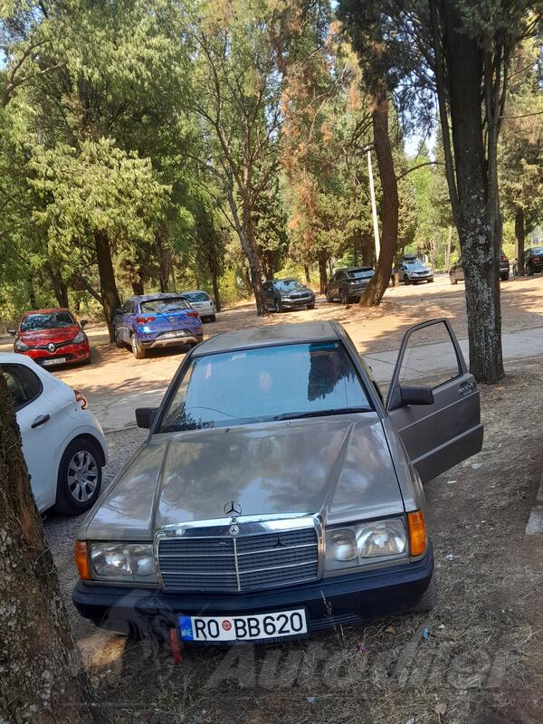 Mercedes Benz - 190 - 190D