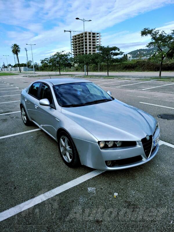 Alfa Romeo - 159 - 1.9